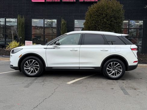 Used 2020 Lincoln Corsair FWD w/ Equipment Group 101A image 9