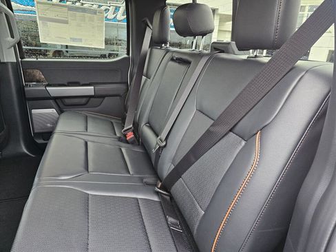 New 2026 Ford F250 Lariat w/ Black Appearance Package AWD/4WD image 9