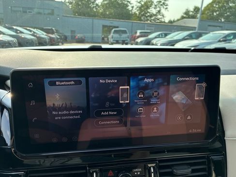 New 2026 Nissan Pathfinder SL AWD/4WD image 19
