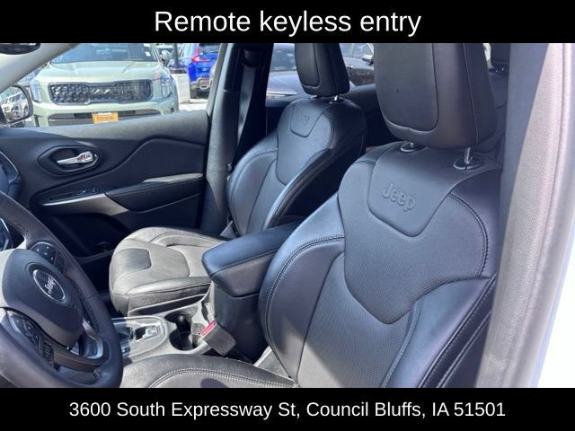 Used 2022 Jeep Cherokee Latitude Lux AWD/4WD image 17