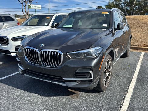 Certified 2022 BMW X5 sDrive40i w/ Premium Package image 10