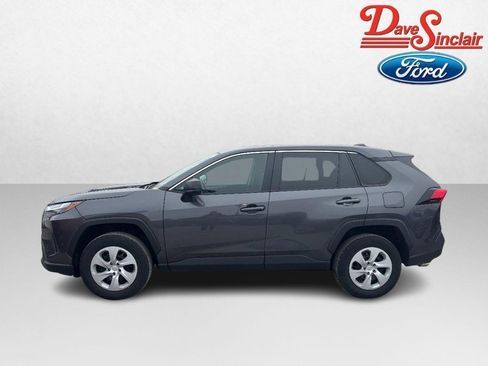 Used 2024 Toyota RAV4 LE image 10