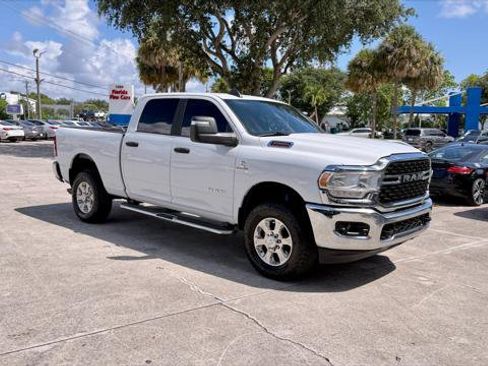 Used 2024 RAM 2500 Big Horn w/ Off Road Package AWD/4WD image 12