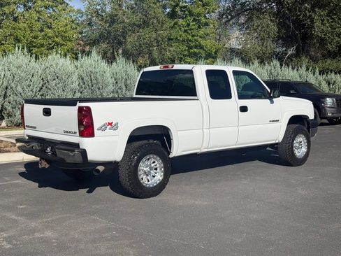 Used 2003 Chevrolet Silverado 2500 LS AWD/4WD image 9