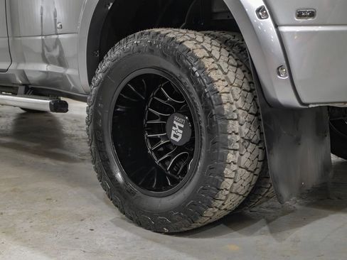 Used 2024 RAM 3500 Laramie image 69