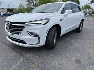 Used 2024 Buick Enclave Premium video 3