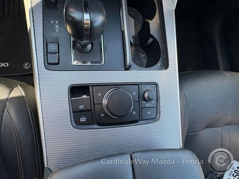 Used 2024 MAZDA CX-90 Plug-In Hybrid w/ Preferred AWD/4WD image 11