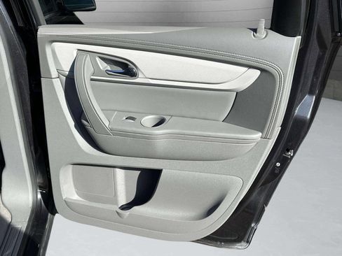 Used 2016 Chevrolet Traverse LS image 24