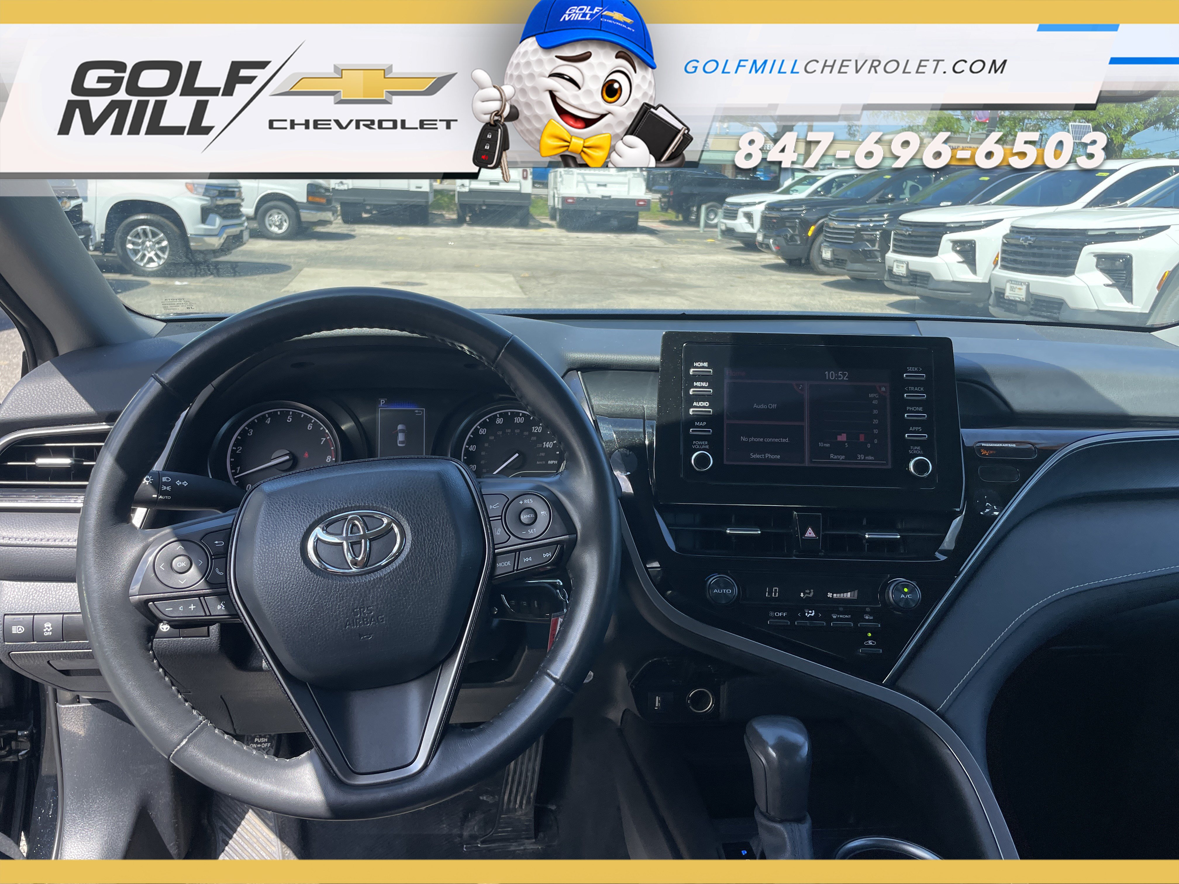 Used 2024 Toyota Camry SE FWD image 18