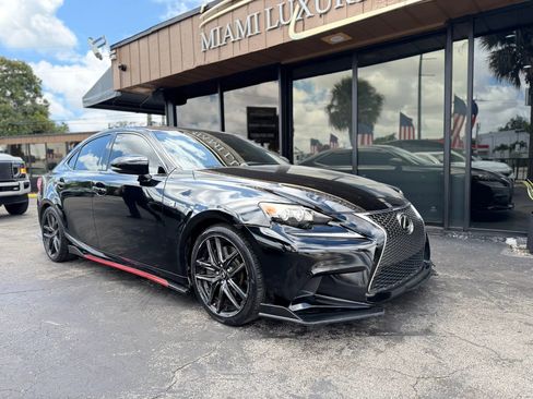 Used 2016 Lexus IS 200t w/ F Sport Package RWD image 4