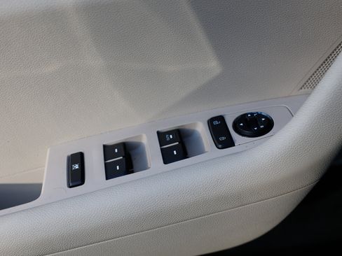 Used 2015 Hyundai Sonata SE image 37