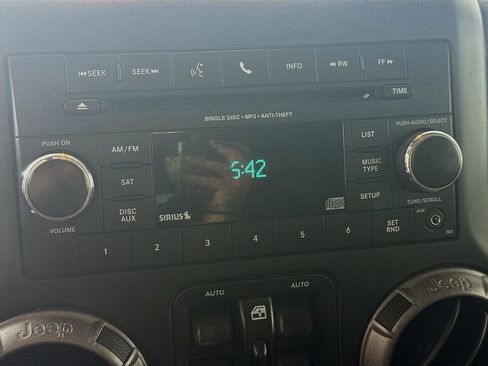 Used 2017 Jeep Wrangler Unlimited Sport w/ Quick Order Package 24S image 13