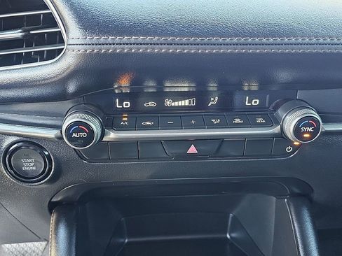 Certified 2025 MAZDA MAZDA3 s Sport image 28