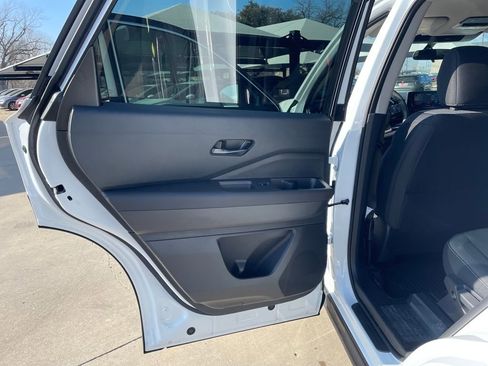 New 2026 Nissan Pathfinder SV w/ Cargo Package FWD image 28