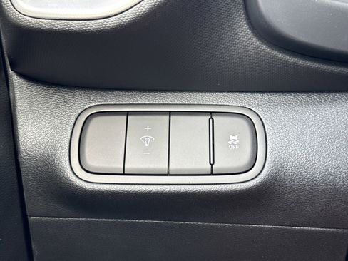 New 2026 Hyundai Venue SE image 15