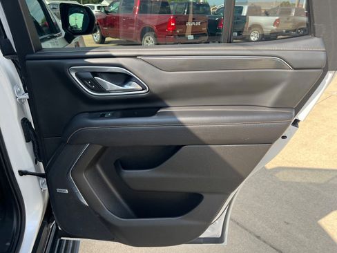 Used 2021 GMC Yukon AT4 w/ AT4 Premium Plus Package image 22