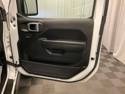 Used 2021 Jeep Wrangler Unlimited Sport AWD/4WD image 27