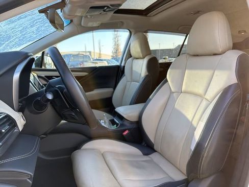 Used 2020 Subaru Outback Limited XT image 18