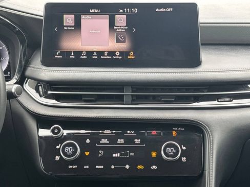 Used 2023 INFINITI QX60 Luxe w/ Performance Audio Package AWD/4WD image 25