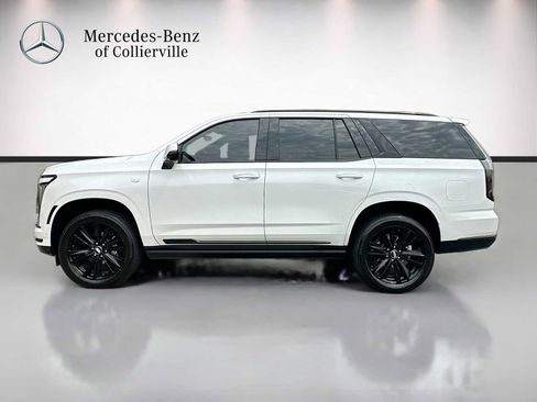 Used 2025 Cadillac Escalade Sport w/ LPO, Floor Liner Package AWD/4WD image 8