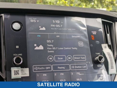 Certified 2025 Subaru Legacy Premium AWD/4WD image 21