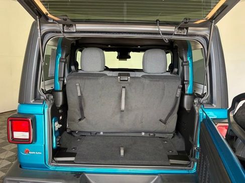 Used 2024 Jeep Wrangler Sport AWD/4WD image 9