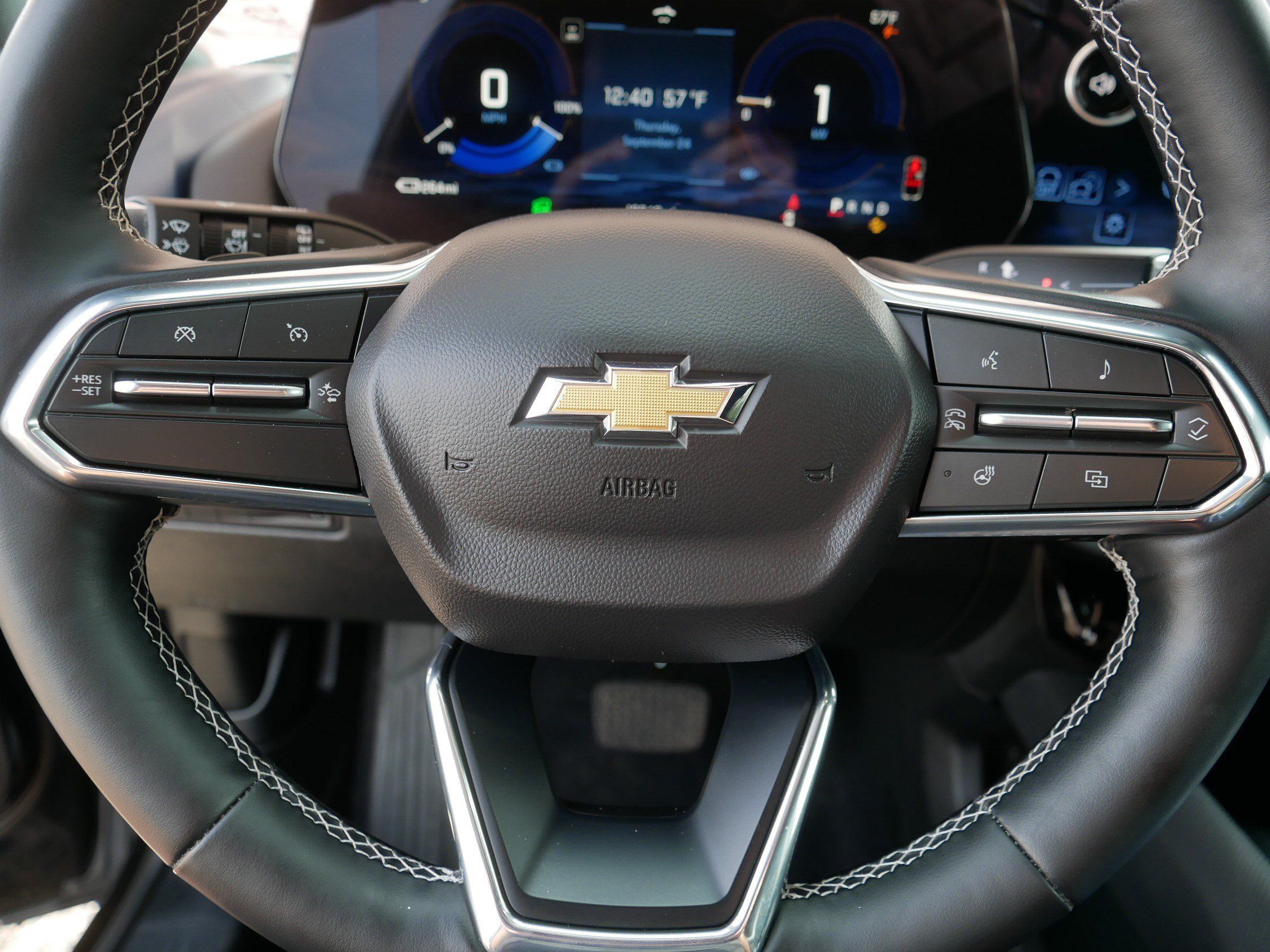 Used 2024 Chevrolet Equinox EV LT AWD/4WD image 26