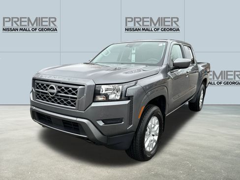 Certified 2022 Nissan Frontier SV image 1