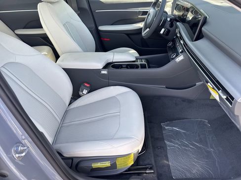 New 2026 Hyundai Sonata SEL FWD image 13