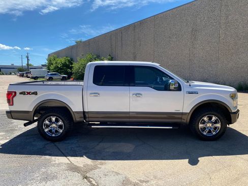 Used 2016 Ford F150 Lariat image 8