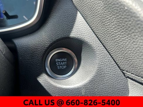 Used 2022 Toyota Corolla Cross XLE AWD/4WD image 20