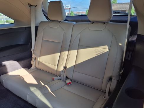 Used 2018 Acura MDX FWD image 19