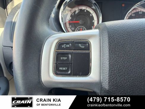 Used 2014 Dodge Grand Caravan SXT w/ UConnect Hands-Free Group FWD image 22