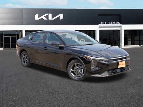 New 2026 Kia K4 FWD image 1