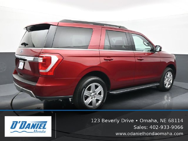 Used 2019 Ford Expedition XLT w/ Equipment Group 202A AWD/4WD image 6