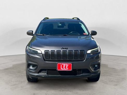 Used 2019 Jeep Cherokee Latitude Plus AWD/4WD image 8