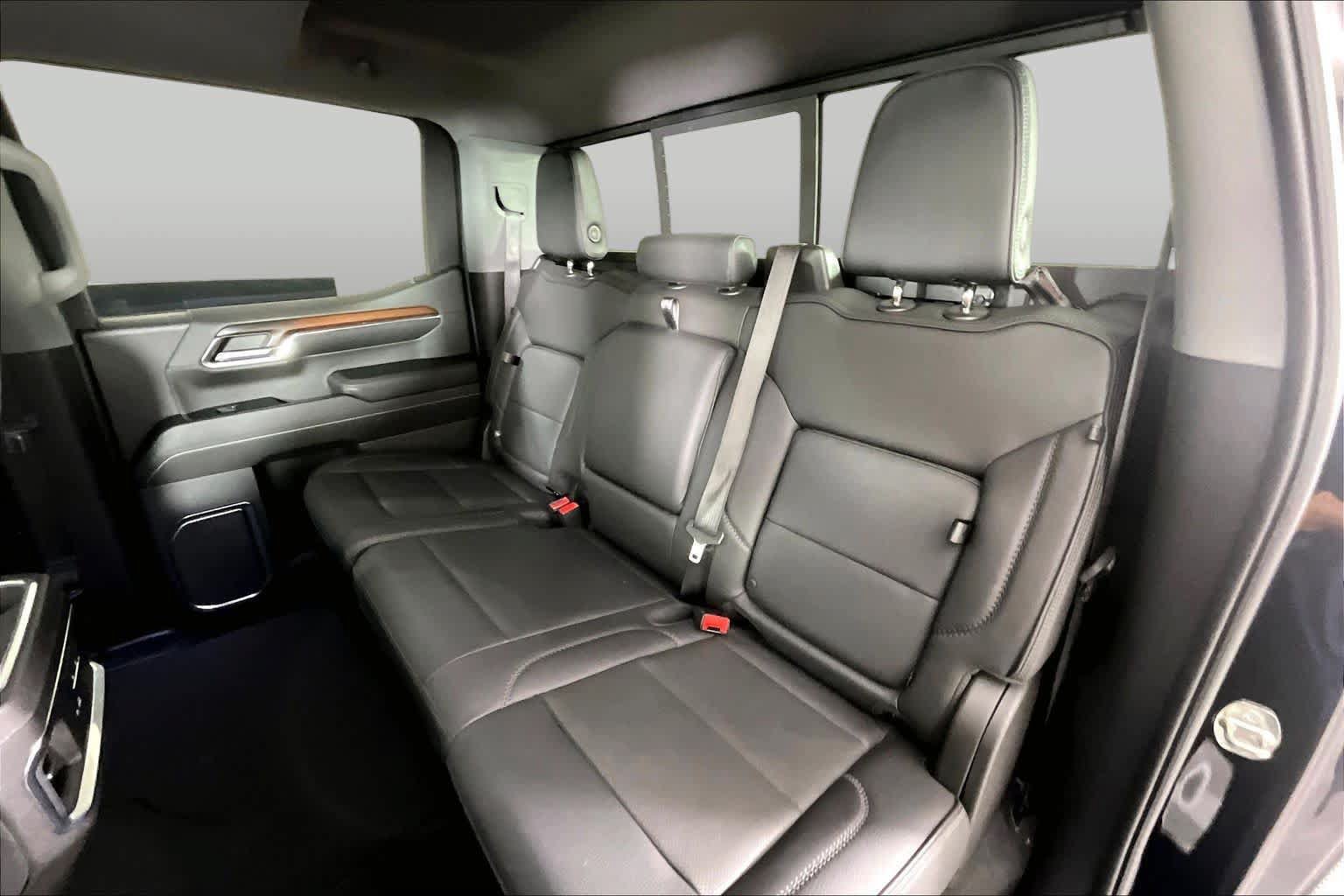Used 2024 GMC Sierra 1500 Denali w/ Denali Reserve Package RWD image 18