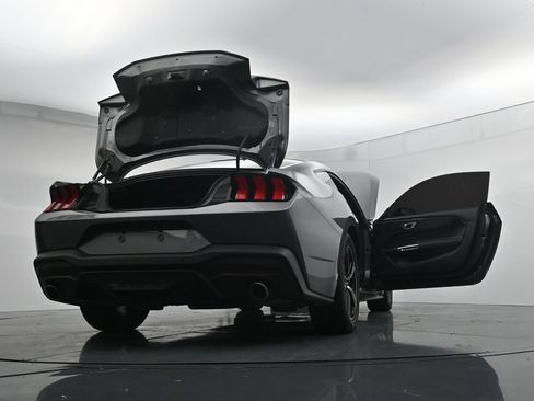 Used 2024 Ford Mustang Coupe RWD image 30