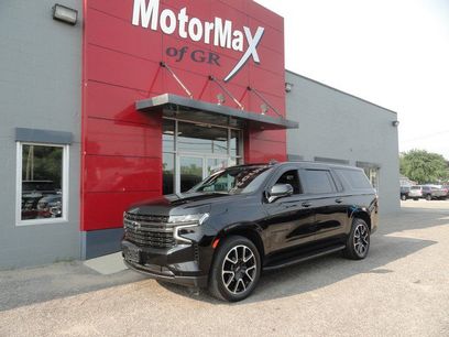 Used 2022 Chevrolet Suburban RST w/ Sport Performance Package