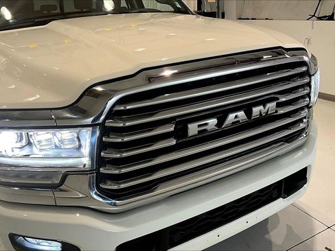 Used 2024 RAM 3500 Limited image 34