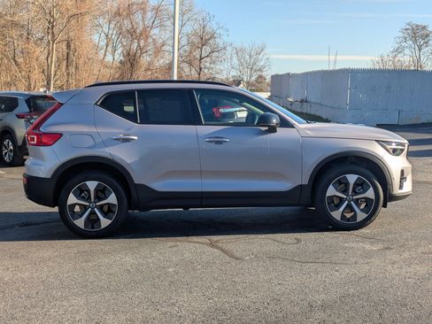 New 2026 Volvo XC40 B5 Plus w/ Protection Package Premier image 4