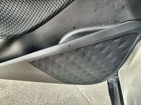 Used 2020 Toyota C-HR XLE image 14