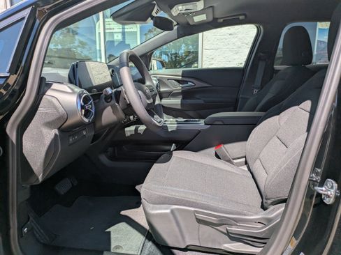 New 2026 Chevrolet Equinox EV LT FWD image 19