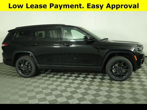 New 2025 Jeep Grand Cherokee L Limited image 1