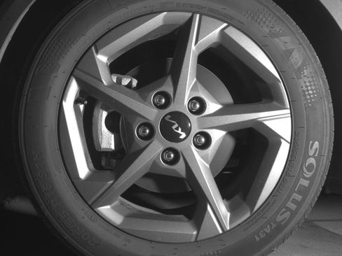 Used 2025 Kia K4 LXS image 12