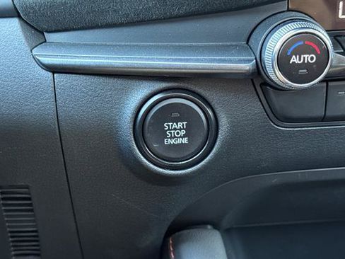 Used 2024 MAZDA MAZDA3 s AWD/4WD image 22