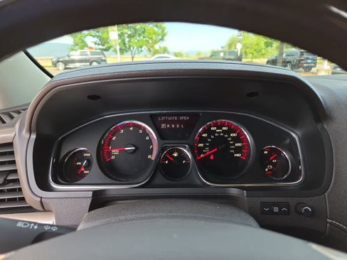 Used 2016 GMC Acadia Denali AWD/4WD image 26