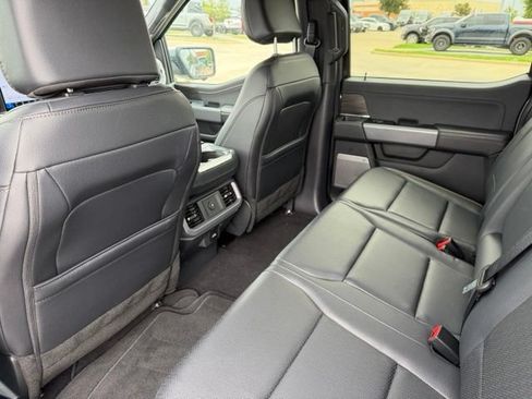 Used 2025 Ford F150 Lariat AWD/4WD image 21