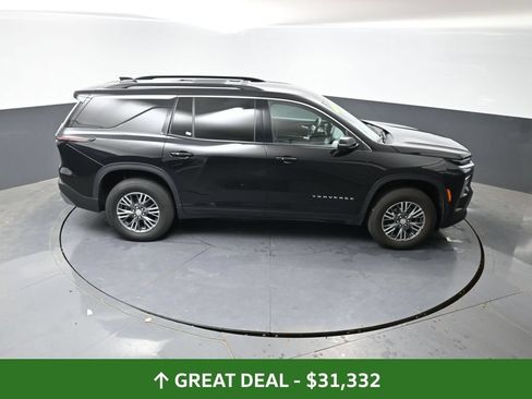 Used 2024 Chevrolet Traverse LT FWD image 15