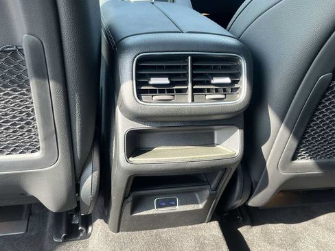 Certified 2025 Mercedes-Benz GLE 450e 4MATIC image 35
